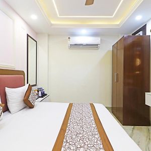 Frankstay By Hotel Samrat Residency 10 Mints Walking Distance Nizamuddin Railway Station